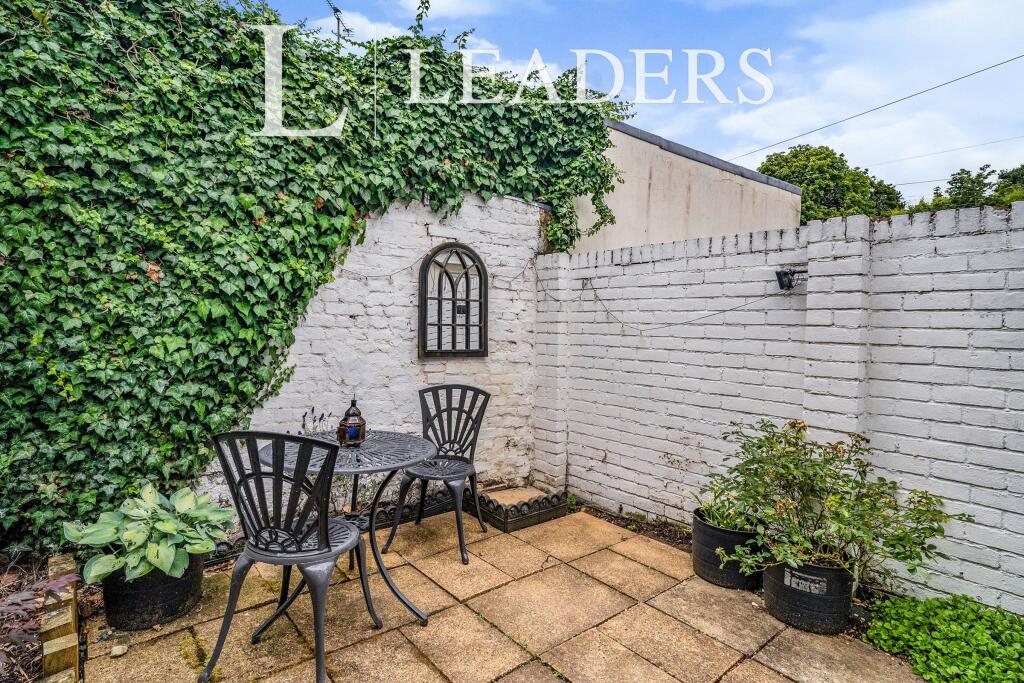 Additional image 9 of Holywell Hill, AL1