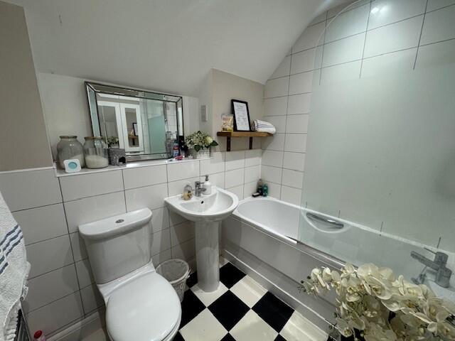 Additional image 9 of Middlewood Close, SOLIHULL