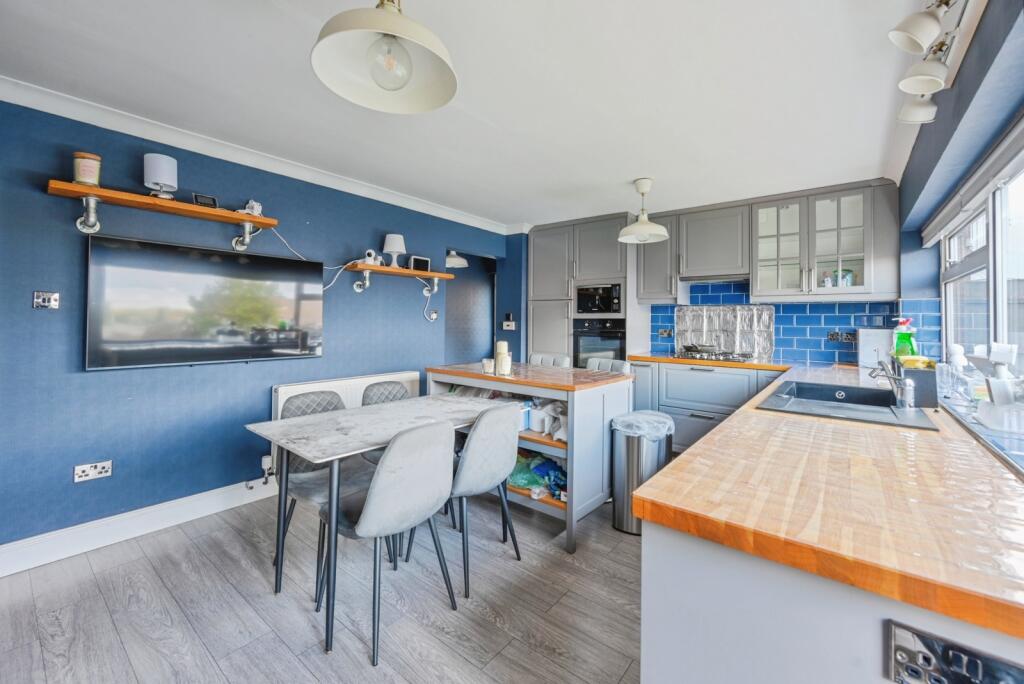 Additional image 5 of Ashdale Road, Tamworth, Staffordshire, B77