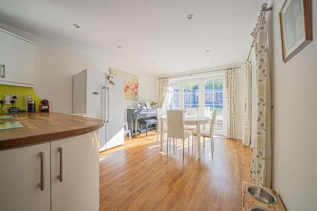 Additional image 4 of Starbold Crescent, Knowle, B93