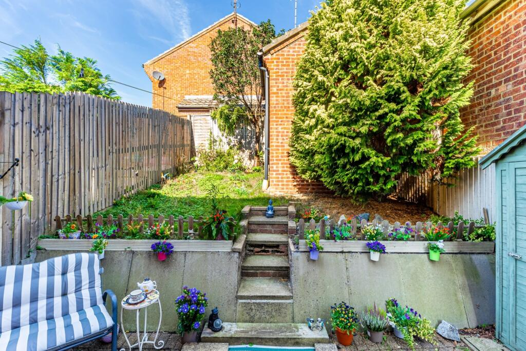 Additional image 3 of Becks Close, Markyate, St. Albans, Hertfordshire, AL3