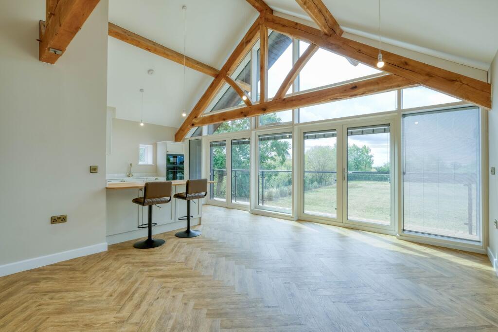 Additional image 36 of Droitwich Road, Bradley Green, B96