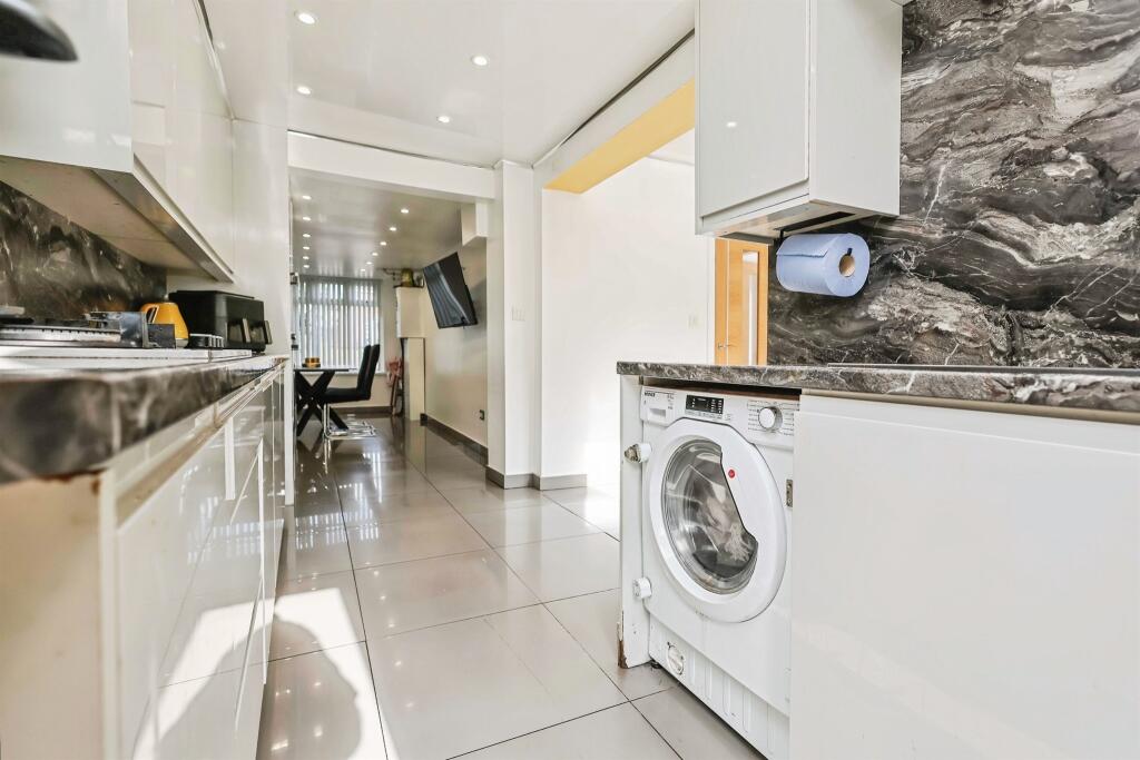 Additional image 4 of Wagon Lane, SOLIHULL