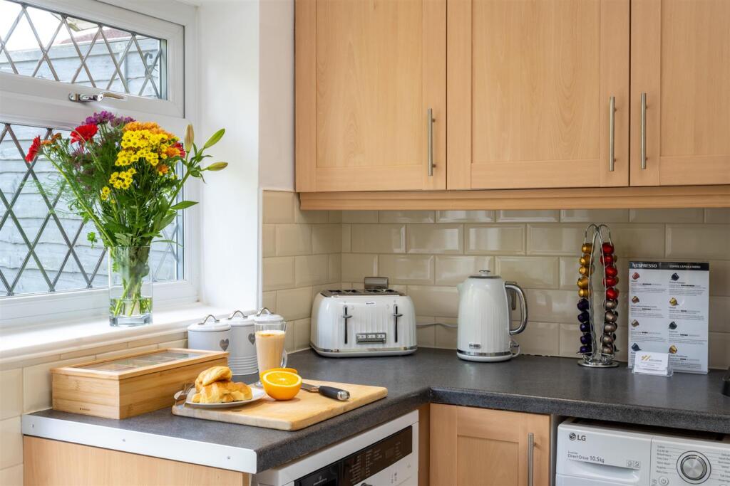 Additional image 8 of Longmore Road, Shirley