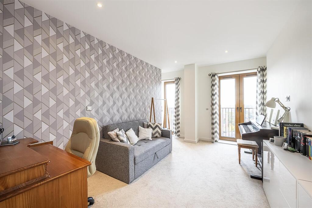 Additional image 8 of Grosvenor Road, St. Albans