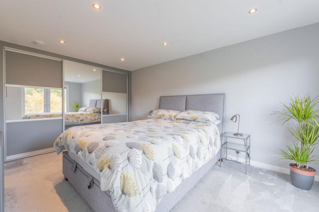 Additional image 31 of Greyfort Crescent, Solihull, B92 8DN