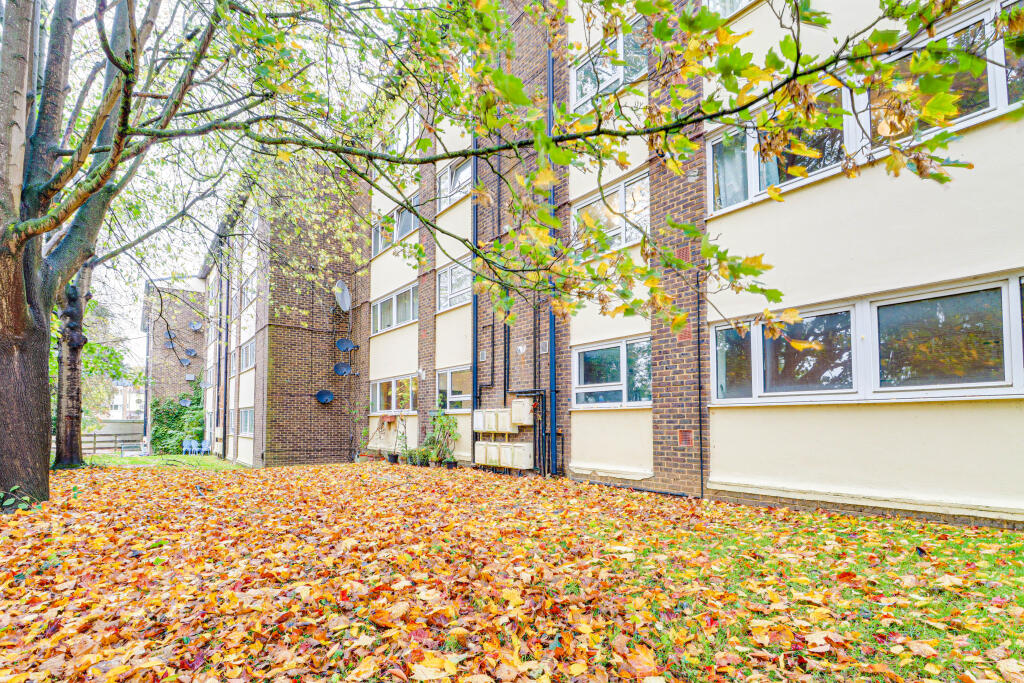 Property image for Riverside Road, St Albans, AL1