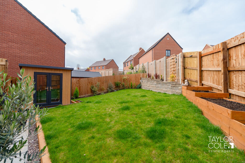 Additional image 32 of Hill Drive, Polesworth