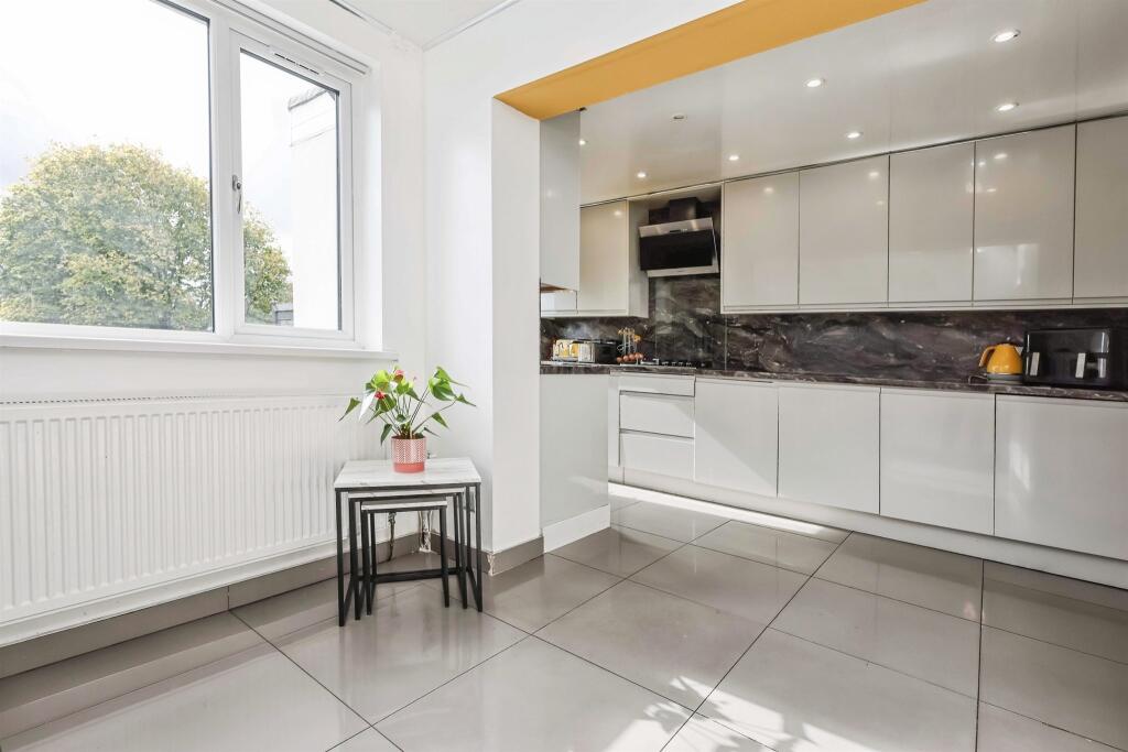 Additional image 14 of Wagon Lane, SOLIHULL