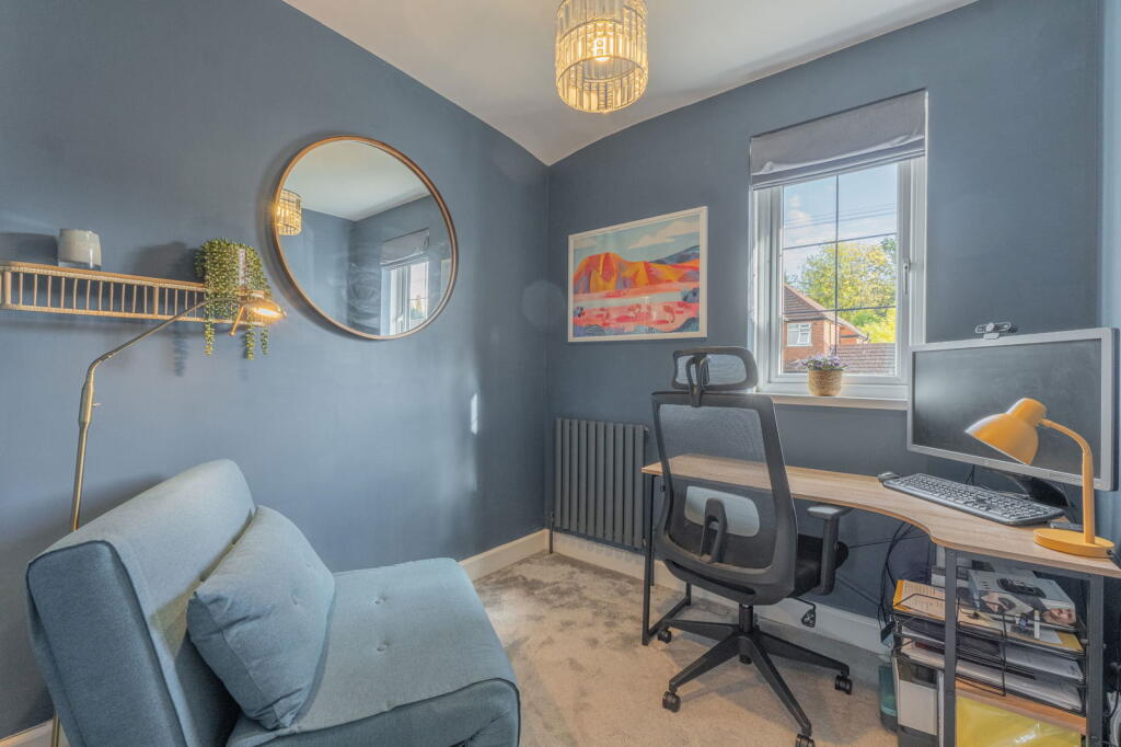 Additional image 30 of Greyfort Crescent, Solihull, B92 8DN