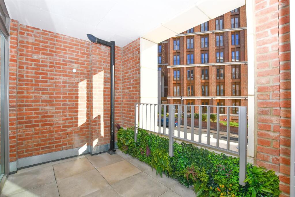 Additional image 5 of Grosvenor Road, St. Albans