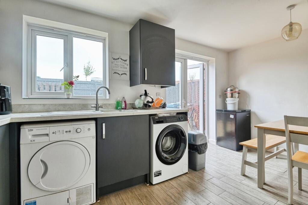 Additional image 7 of Meadow Way, Tamworth, Staffordshire, B79