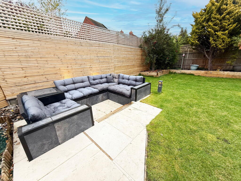 Additional image 36 of Hitherside, Dickens Heath, Solihull, B90 1RT