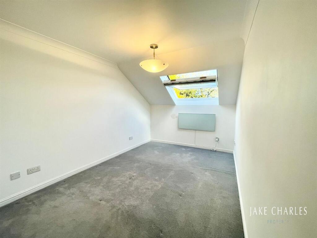 Additional image 6 of Oakwood Road, Bricket Wood, St. Albans