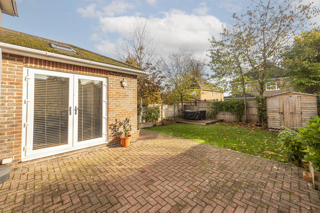 Additional image 5 of Penn Road, Park Street, St. Albans, Hertfordshire, AL2