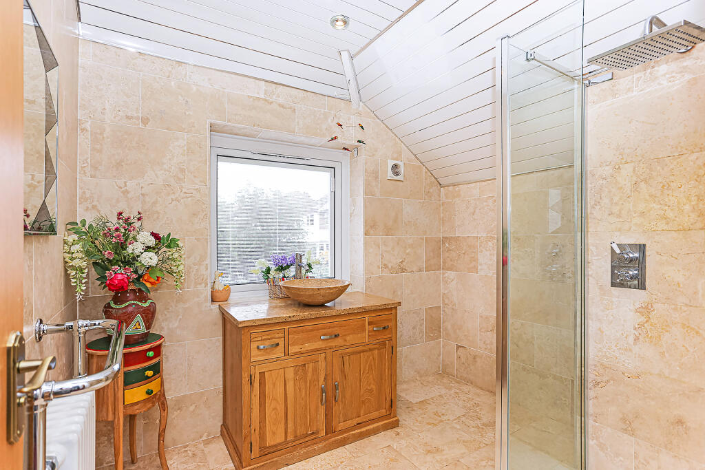 Additional image 24 of Greyfort Crescent, Solihull