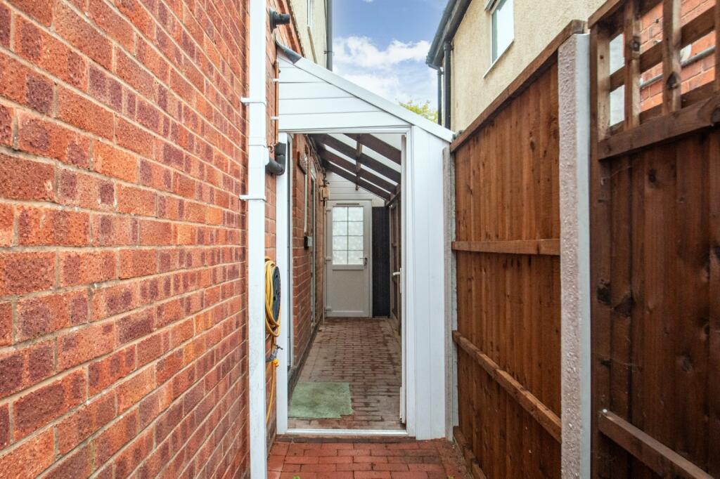 Additional image 19 of Heathfield Road, Webheath, Redditch, Worcestershire, B97