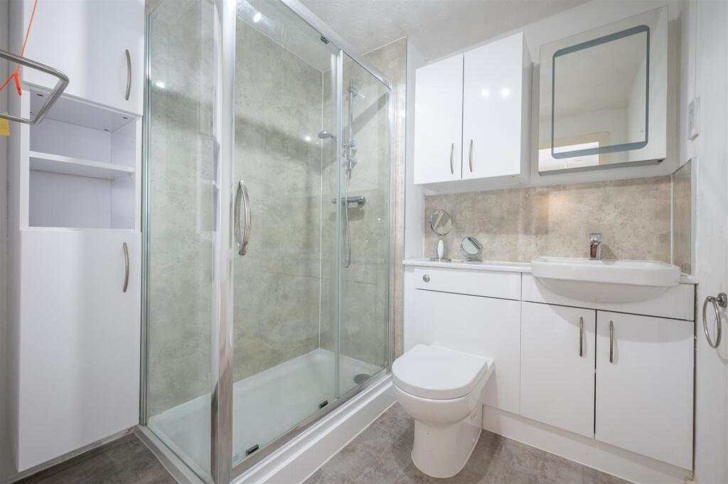 Additional image 6 of Chestnut Walk, Henley-In-Arden