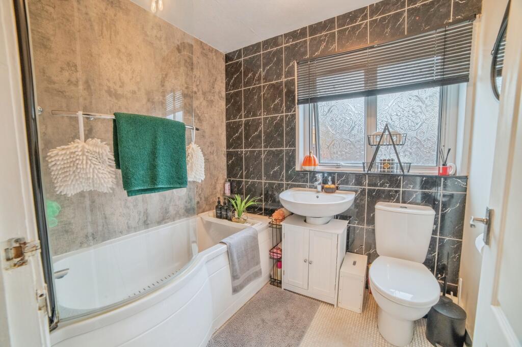 Additional image 6 of Addison Crescent, Banff, AB45