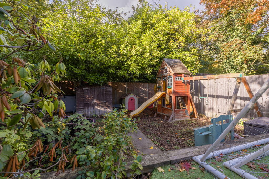 Additional image 38 of Greyfort Crescent, Solihull, B92 8DN