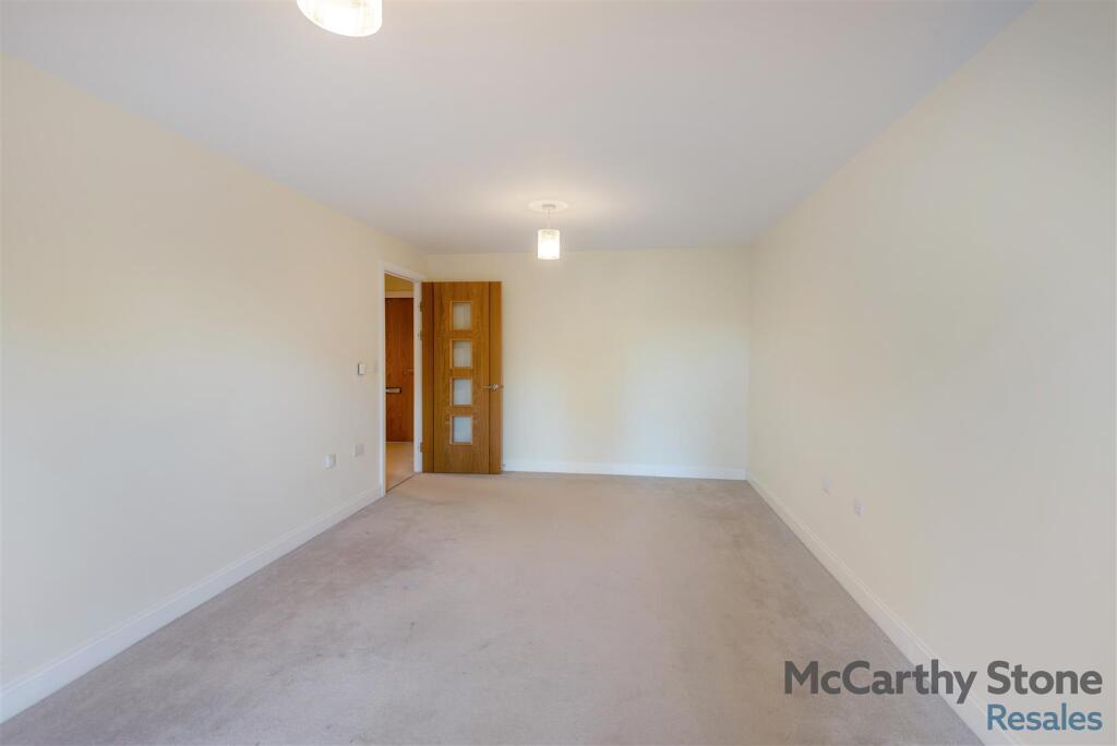 Additional image 23 of London Road, St. Albans