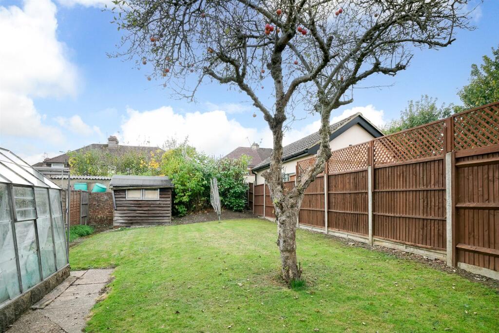 Additional image 4 of Harvey Road, London Colney