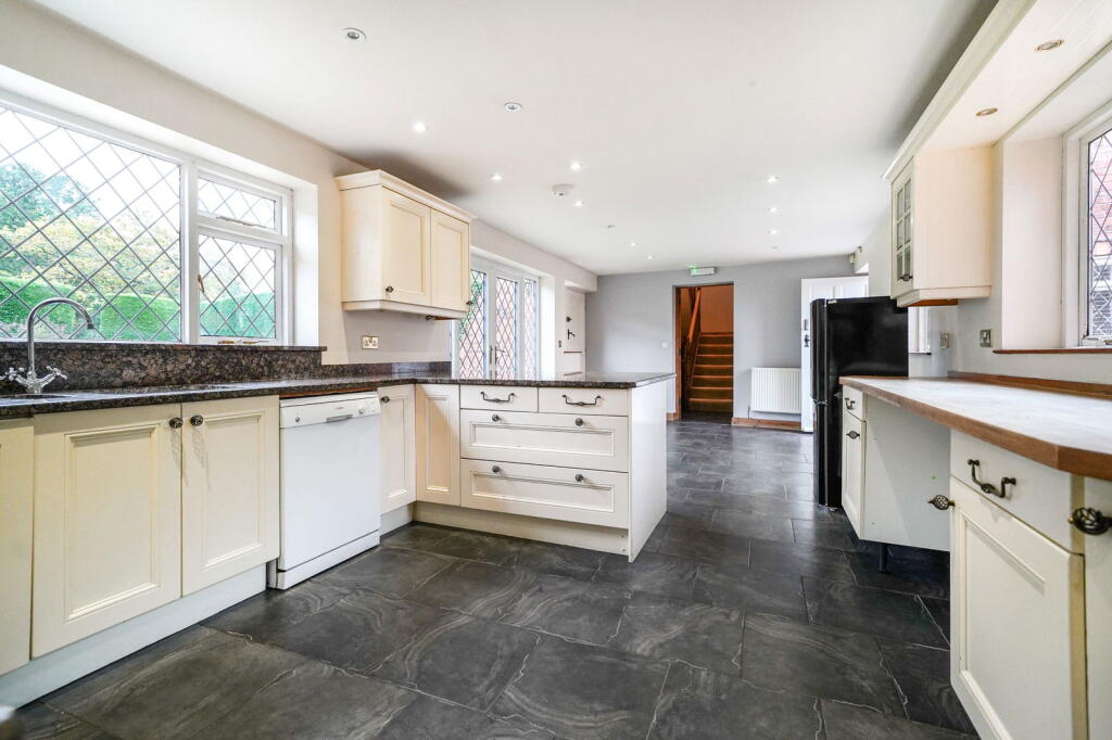 Additional image 13 of Small Lane, Earlswood