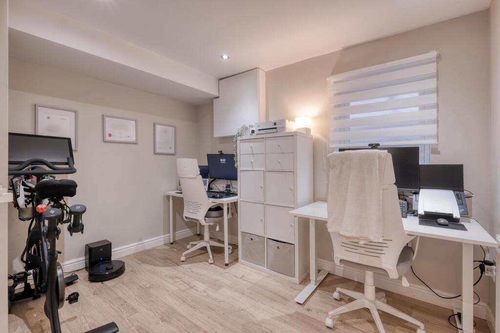 Additional image 12 of Shutt Lane, Earlswood, B94