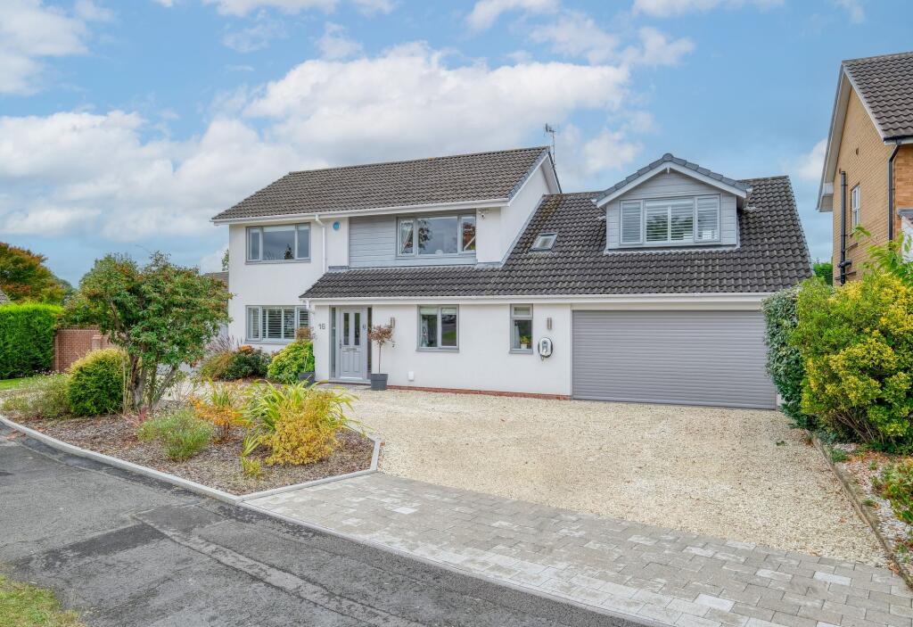 Additional image 44 of Gainsborough Crescent, Knowle, B93