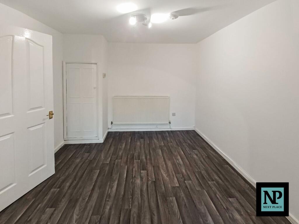 Additional image 6 of Dunedin, Tamworth, B77