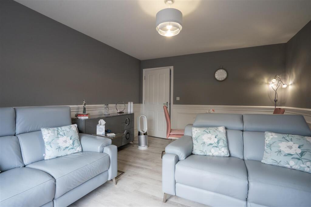 Additional image 4 of Ashtree House, The Laurels, Tamworth