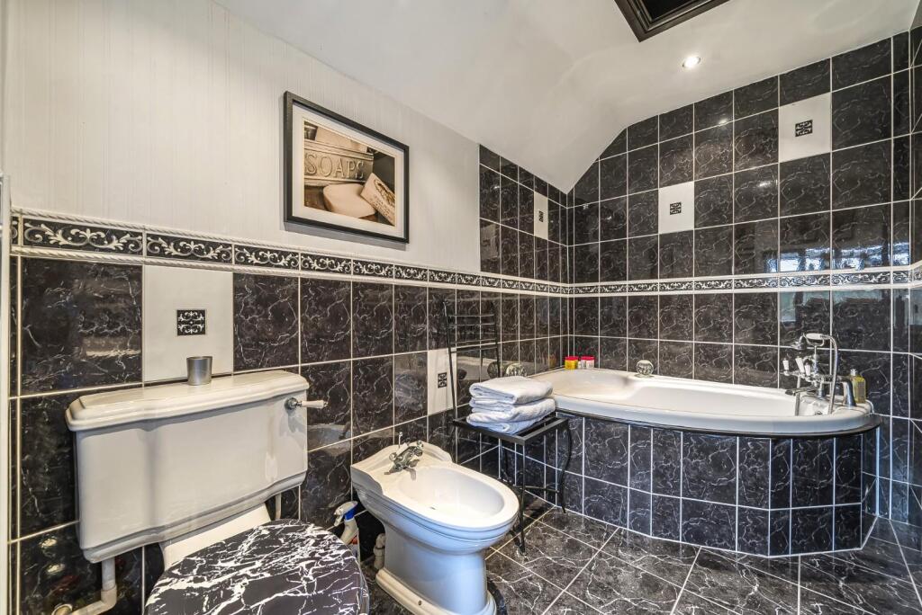 Additional image 13 of Church Farm Mews, Dosthill, Tamworth