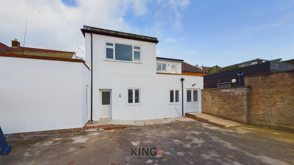 Additional image 7 of Town Centre, Hatfield, AL10