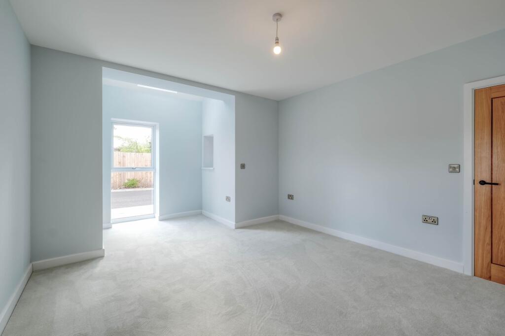 Additional image 8 of Droitwich Road, Bradley Green, B96