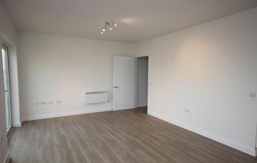 Additional image 7 of Town Centre, Hatfield