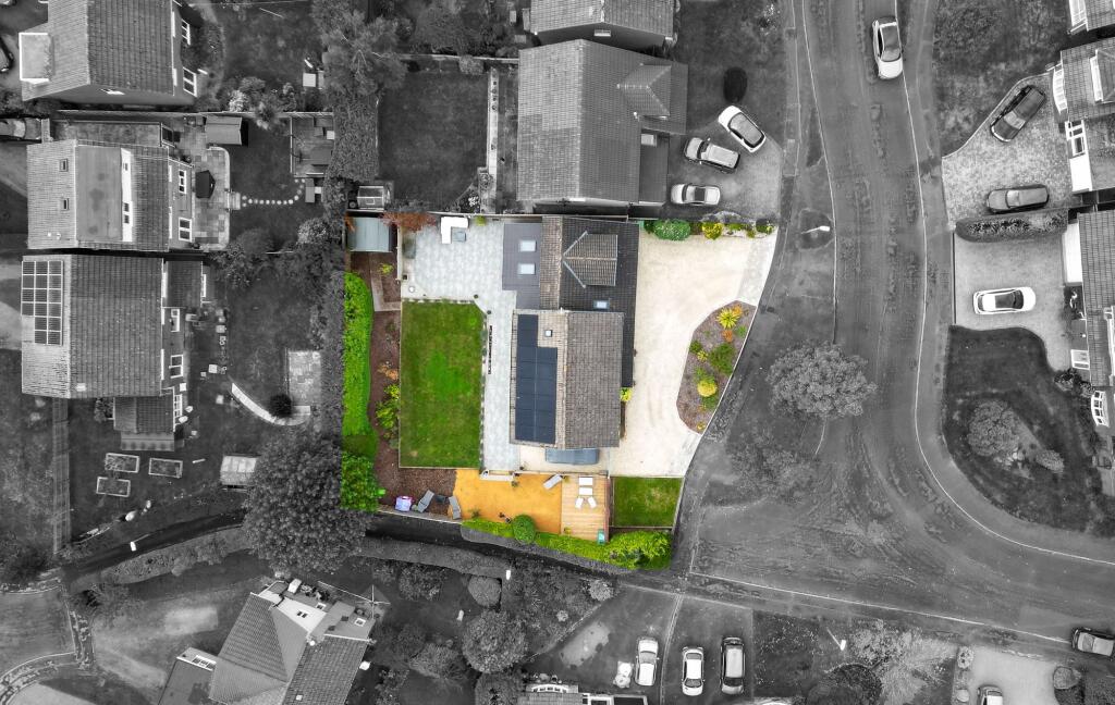 Additional image 42 of Gainsborough Crescent, Knowle, B93