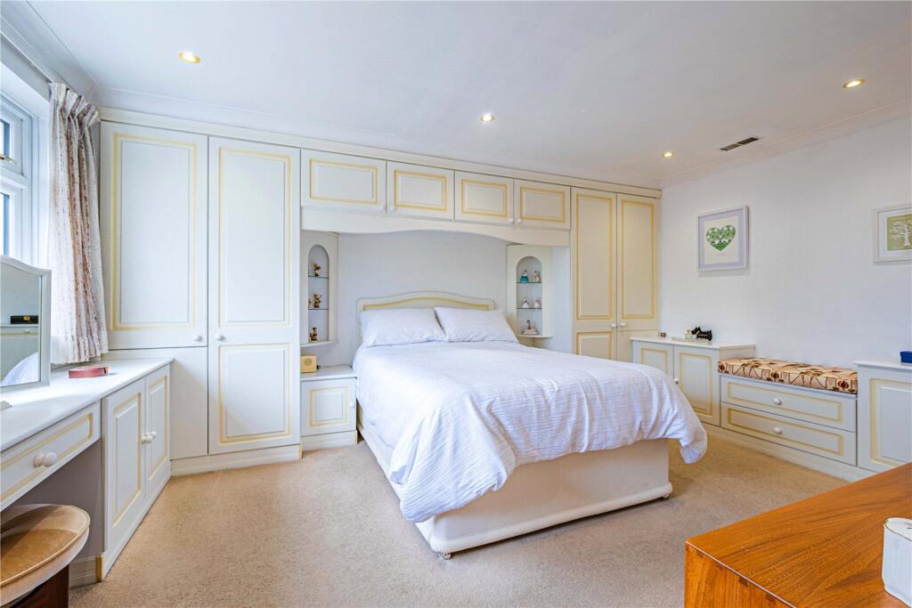 Additional image 9 of Long Fallow, St. Albans, Hertfordshire, AL2