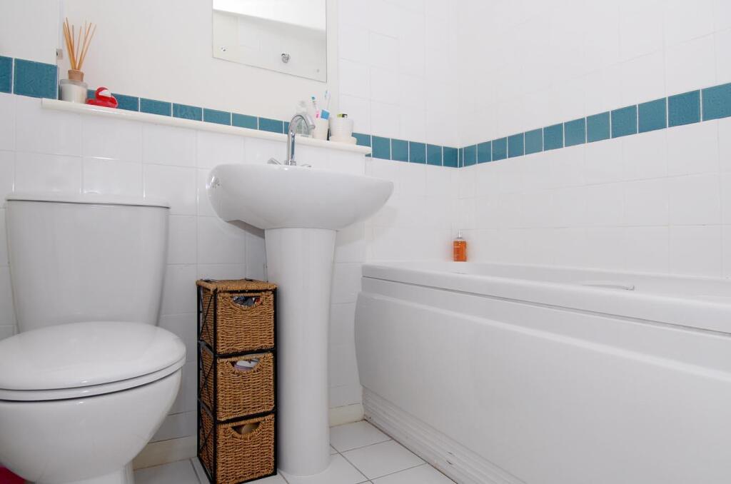 Additional image 6 of Park View Close St. Albans AL1