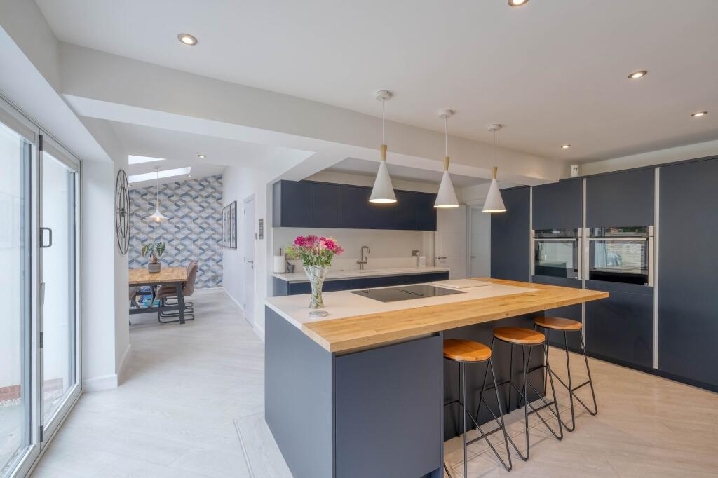 Additional image 9 of Gainsborough Crescent, Knowle, B93