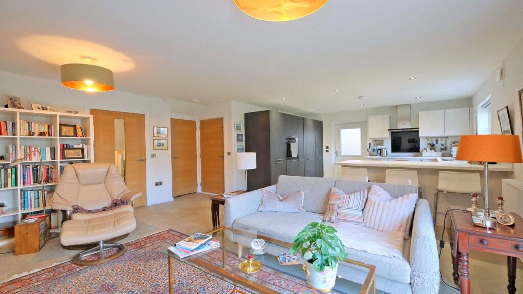 Additional image 3 of 24 Hill O' Fare Road, Banchory, Aberdeenshire, AB31