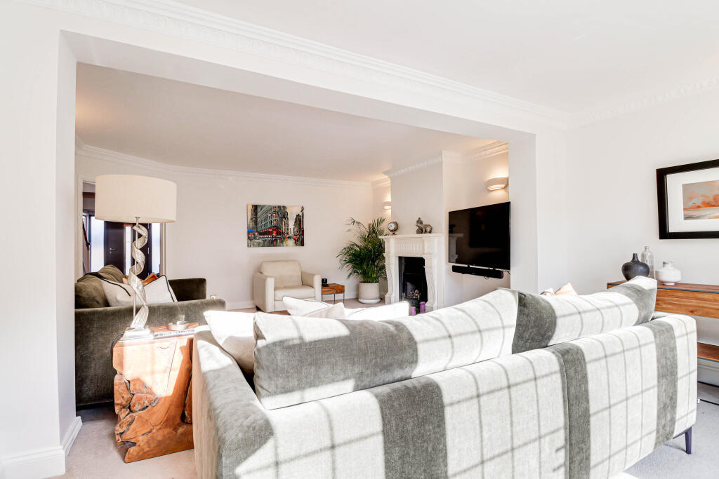 Additional image 5 of Mayflower Road, Park Street, St. Albans, AL2