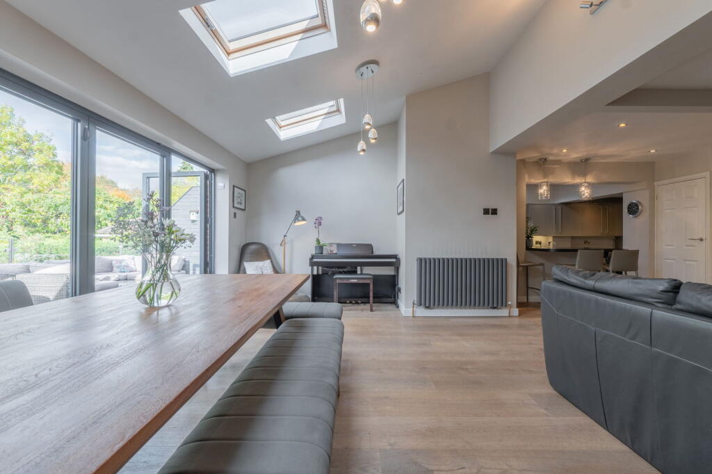 Additional image 8 of Greyfort Crescent, Solihull, B92 8DN