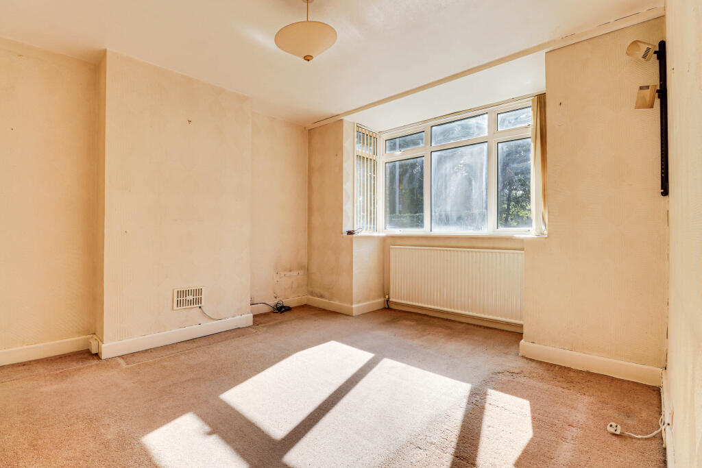 Additional image 4 of Batchwood Drive, St Albans, AL3