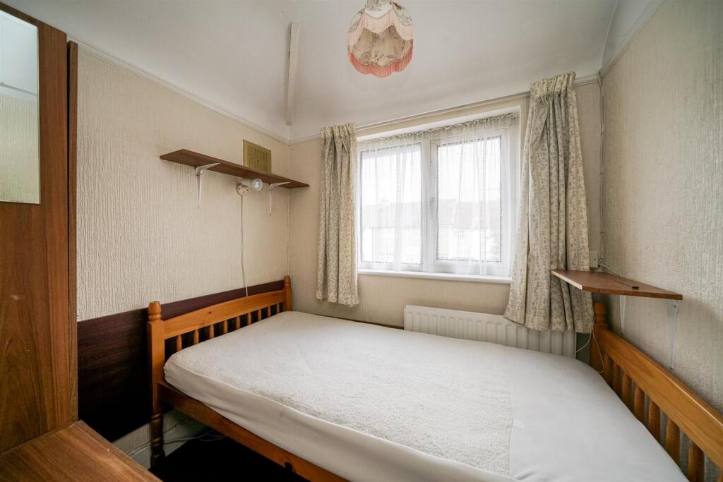 Additional image 9 of Harvey Road, London Colney