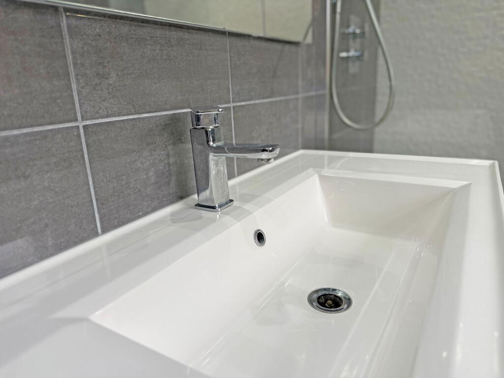 Additional image 19 of Hitherside, Dickens Heath, Solihull, B90 1RT