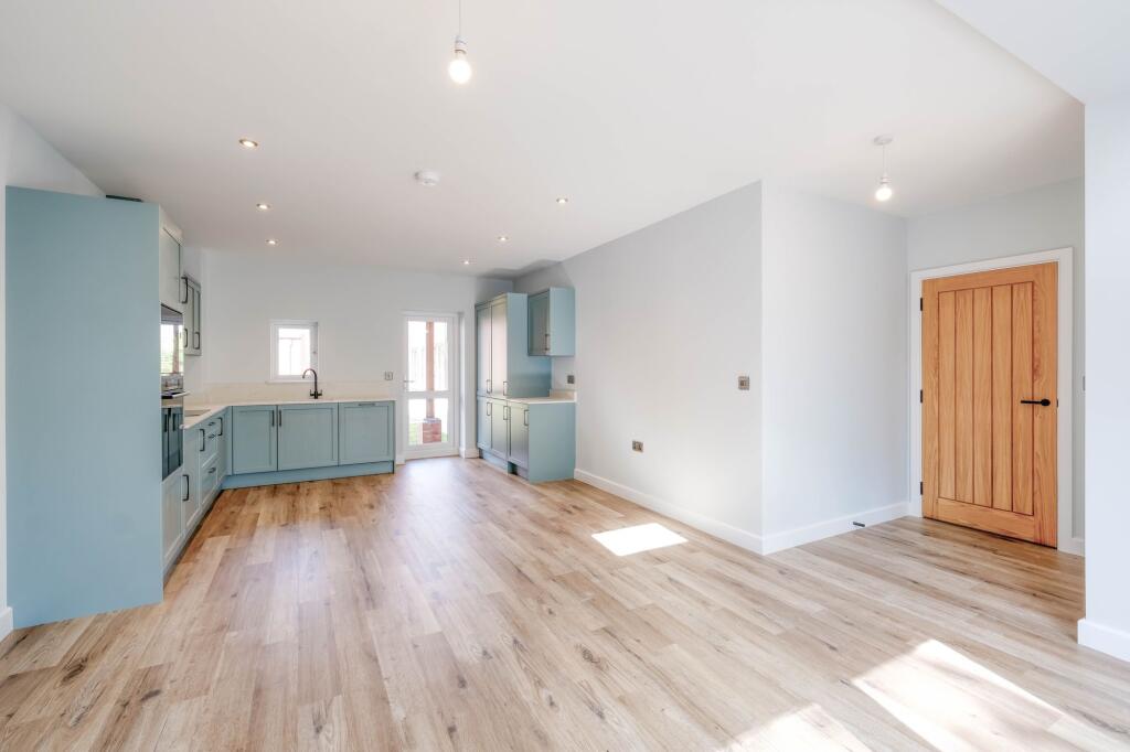 Additional image 4 of Droitwich Road, Bradley Green, B96