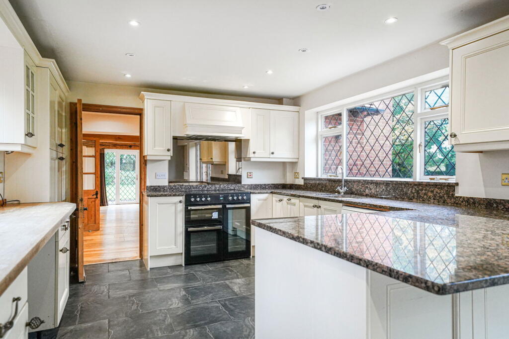 Additional image 15 of Small Lane, Earlswood