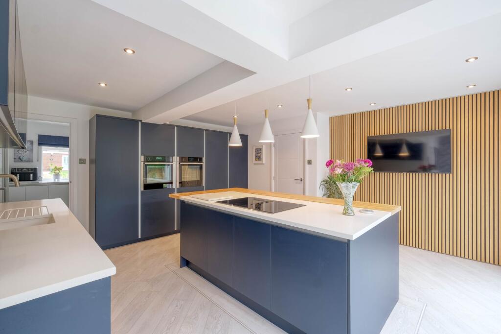 Additional image 5 of Gainsborough Crescent, Knowle, B93