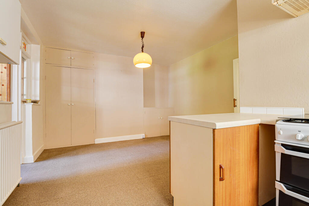 Additional image 7 of Batchwood Drive, St Albans, AL3