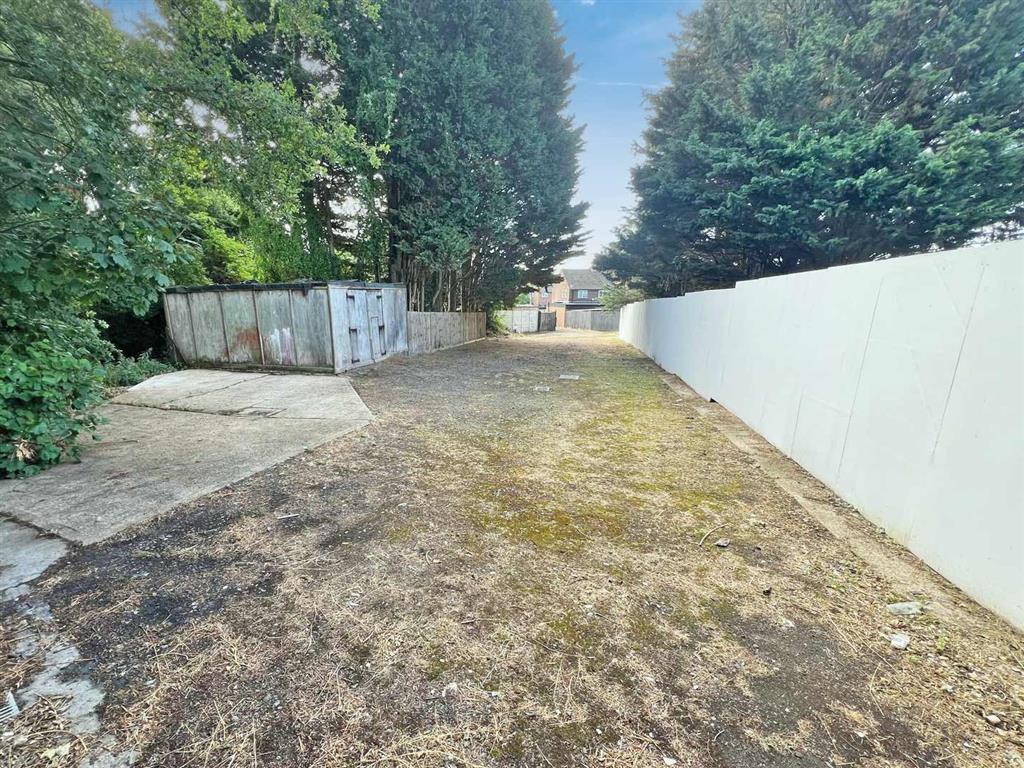 Additional image 3 of Alexander Road, London Colney, ST. ALBANS